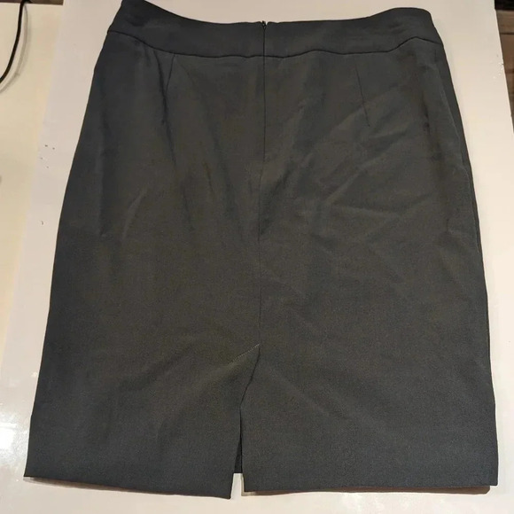 Armani collezioni  skirt 4 - Picture 5 of 8